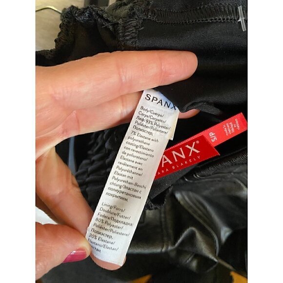 Spanx Faux Leather Joggers Sz Small Black NWT - Picture 10 of 12
